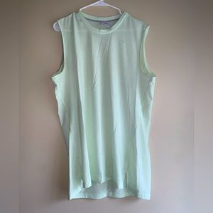 GYMSHARK - Studio Amplify Tank - Large - Cucumber Green